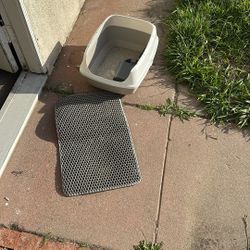 Cat Litter Box And Mat