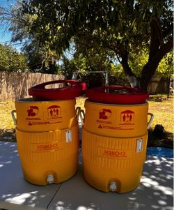 Igloo 10-Gallon Water Coolers