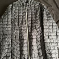The North face Thermoball Jacket 