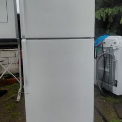 Whirlpool Refrigerator 