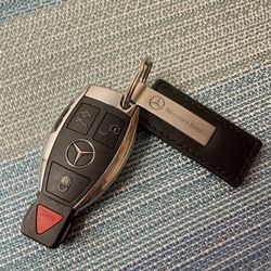 Key For Mercedes Benz 