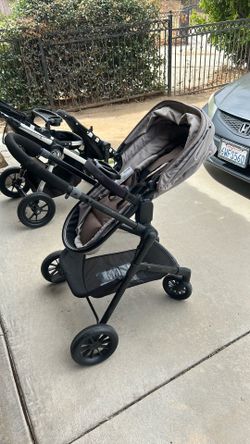 Free Pivot Stroller