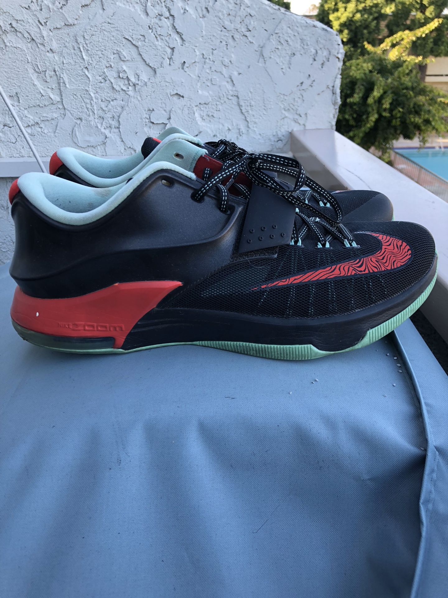 Nike KD VII 7 Good Bad Apples Black/Action Red/Medium Mint Size 12.