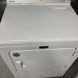 Selling Dryer Maytag Gas