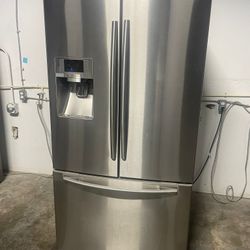 REFRIGERATOR —// Free Delivery 