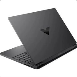 Gaming Laptop  -Ryzen 7 + RTX 4050 – Smooth 240FPS, LIKE NEW!