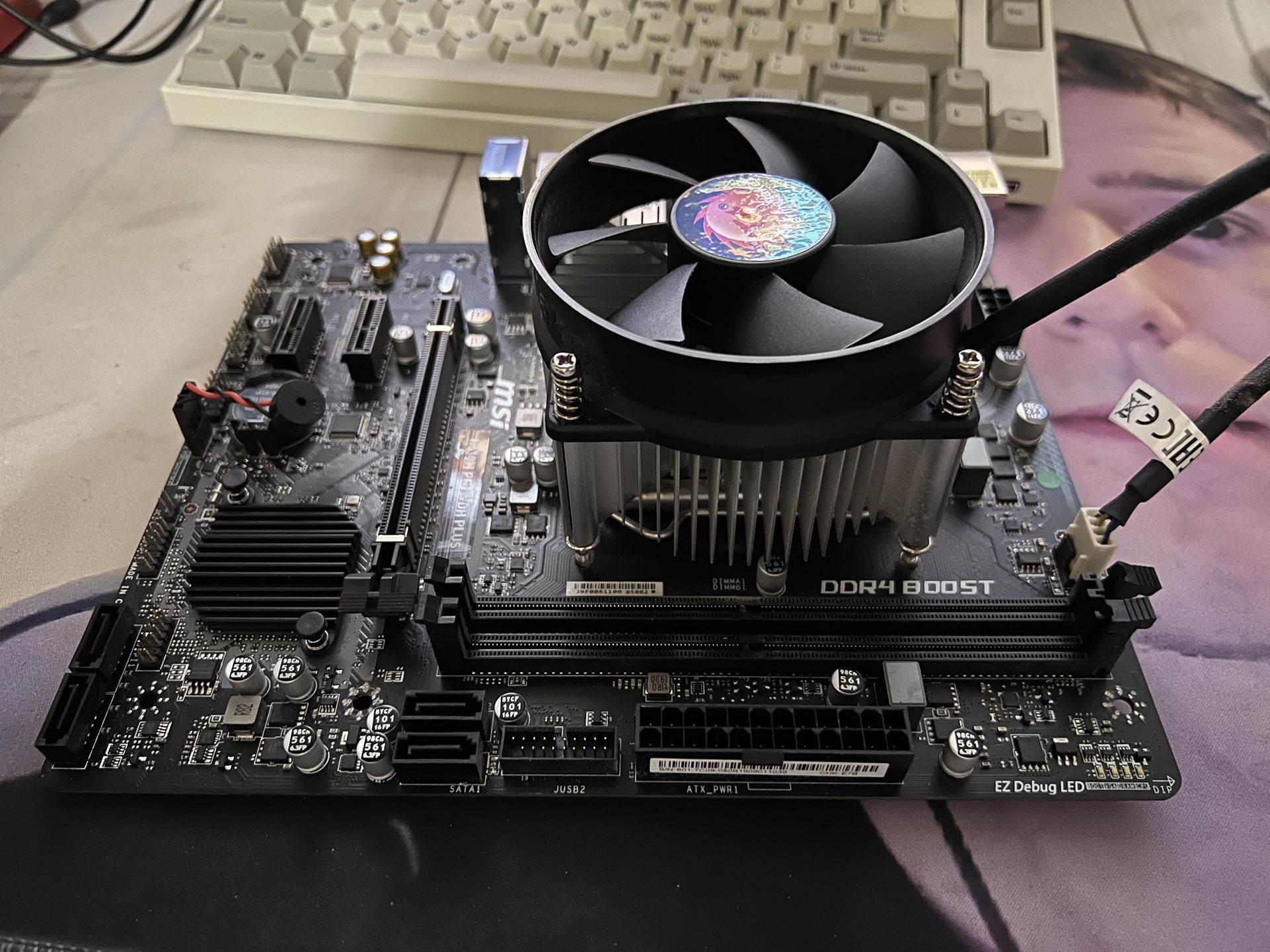 MSI H310M PRO-VDH PLUS with i7-9700 No RAM