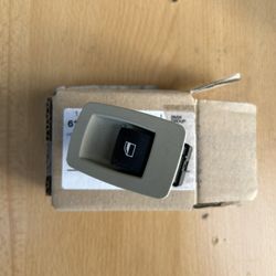 Genuine BMW E60 E61 X3 E83 Passenger Side Window Switch Beige (contact info removed)8654 NEW