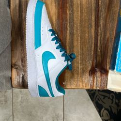 Nike Court Vision Low 
