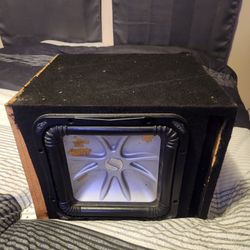 10" Kicker Solobaric L5 In Ported Box & 400 Watt Kicker Amp