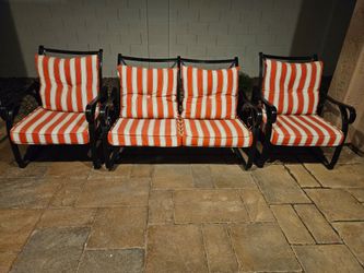 Patio seating set