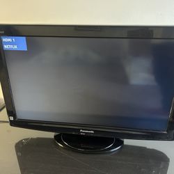 Panasonic 32 Inch HD tv 