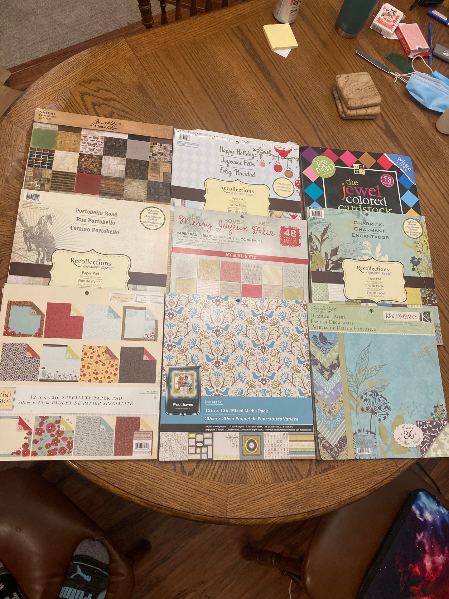 9 Scrapbooking books OVER 400 artsy pages!