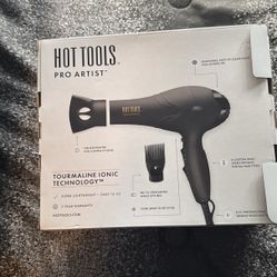 Blowdryer Hot Tools Brand