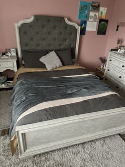 Queen Bed