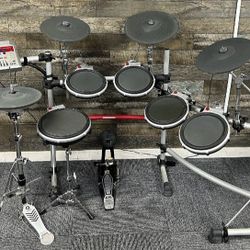 Yamaha Electric Drum Set