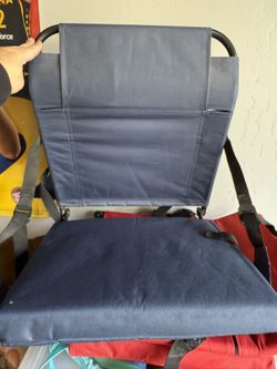 Bleacher cushion/ Stadium chair