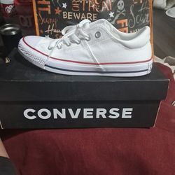 LOW CUT CONVERSE SHOES  WOMAN 