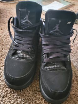 MENS Black Cat JORDANS SIZE 11