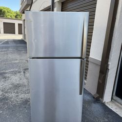 Whirlpool Refrigerator Good Condition Everything Works Fine 