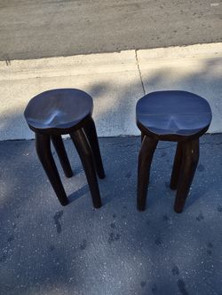 29-inch solid barstools