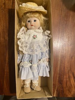 Brinn’s Collectible Porcelains 