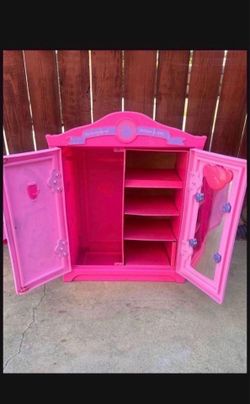 Build The Bear clóset In Good Condition  $45