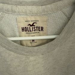 Hollister men's sweater