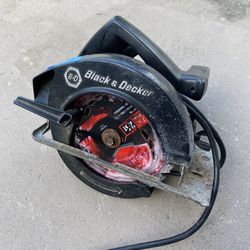 Black and Decker circular saw