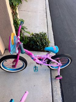 LOL Surprise 16” Girl’s pink bike with training wheel