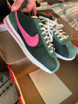 Size 6.5 Nike cortez pink/green (brand new)