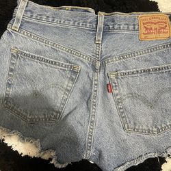 Levi’s Woman’s Shorts 