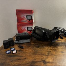 Sony FDR-AX700 Camcorder