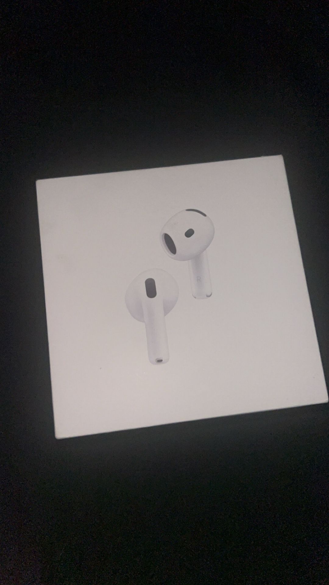 Airpods 4 with noise cancellation