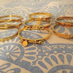 18 Bracelets Gold Plated Stainless Steel-NEW  Artisan Joyeria Brand