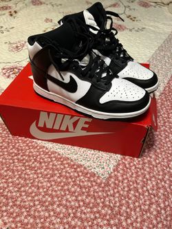 Nike Dunk High Women’s shoes