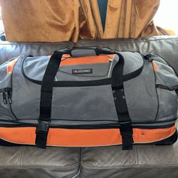 XL High Sierra duffle Bag