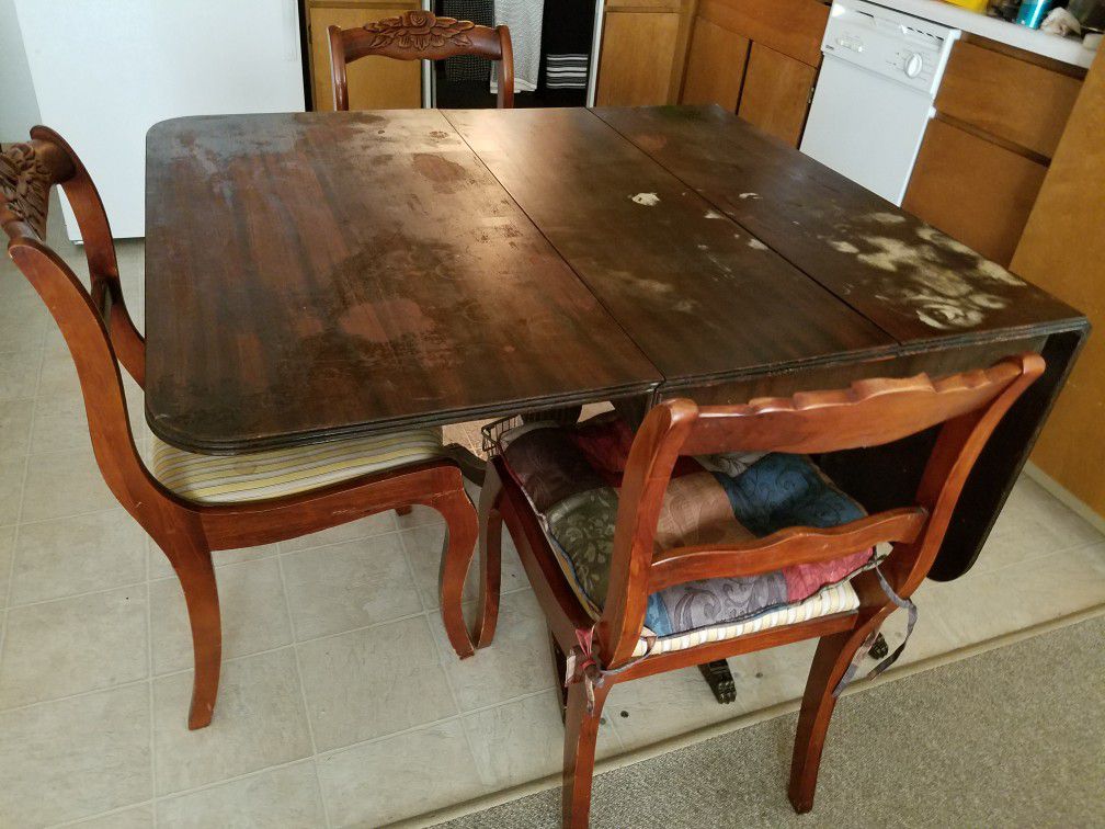 Vintage Dining Table & 3 Chairs