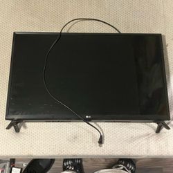 Little Set Up (50$ If Picked Up 27-29th) 