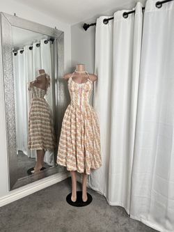 Dress Size L Fashion Nova 