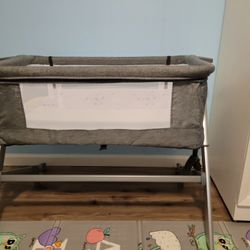 Dream On Me Bassinet