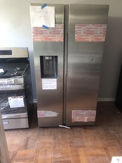 Samsung Fridge, Range, and Dishwasher” (New)