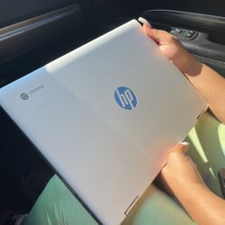 2  Hp Chromebook White