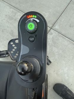 Power wheelchair