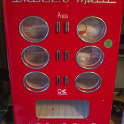 Kalorik Retro Vending Machine Mini Fridge