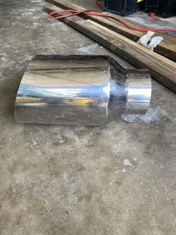 Exhaust finisher
