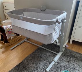 Gray Bassinet