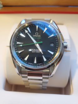 Omega Seamaster Aqua Terra
Fullset with all boxes and papers *NEVER WORN*