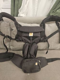 Ergobaby black/baby carrier