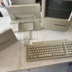Vintage Macintosh Computer - One Of The First Models 